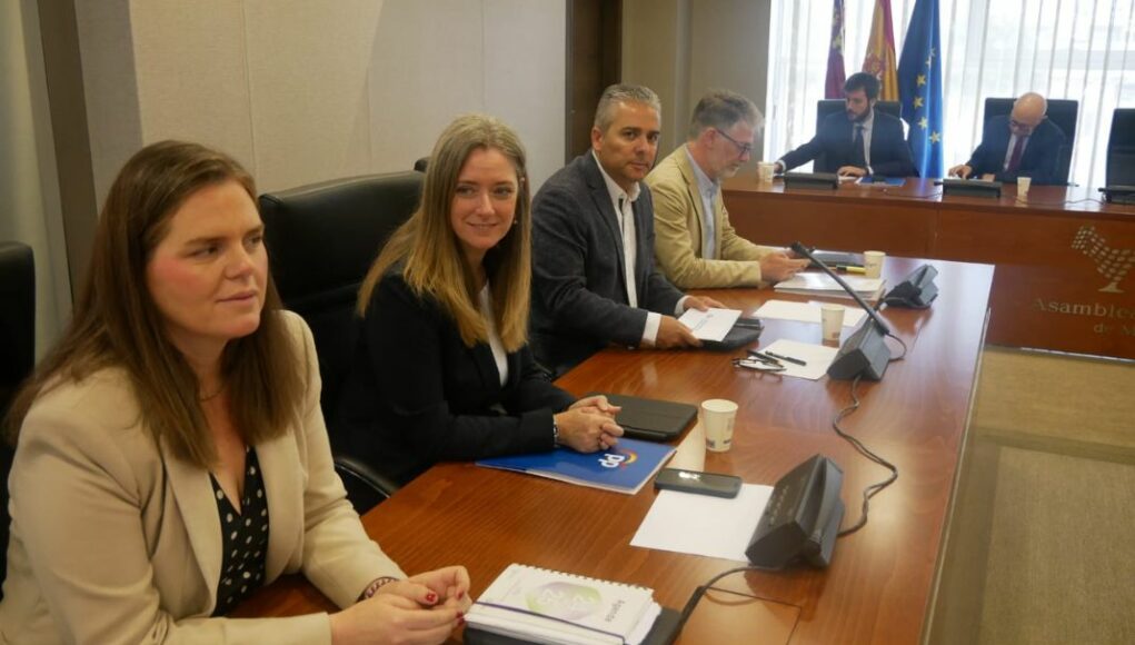 PSOE, Podemos y Vox fracasan en su campaña de desprestigio del Aeropuerto Internacional de la Región